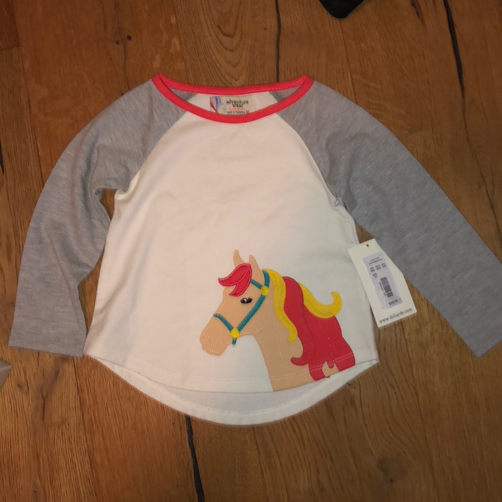 NWT girls horse shirt